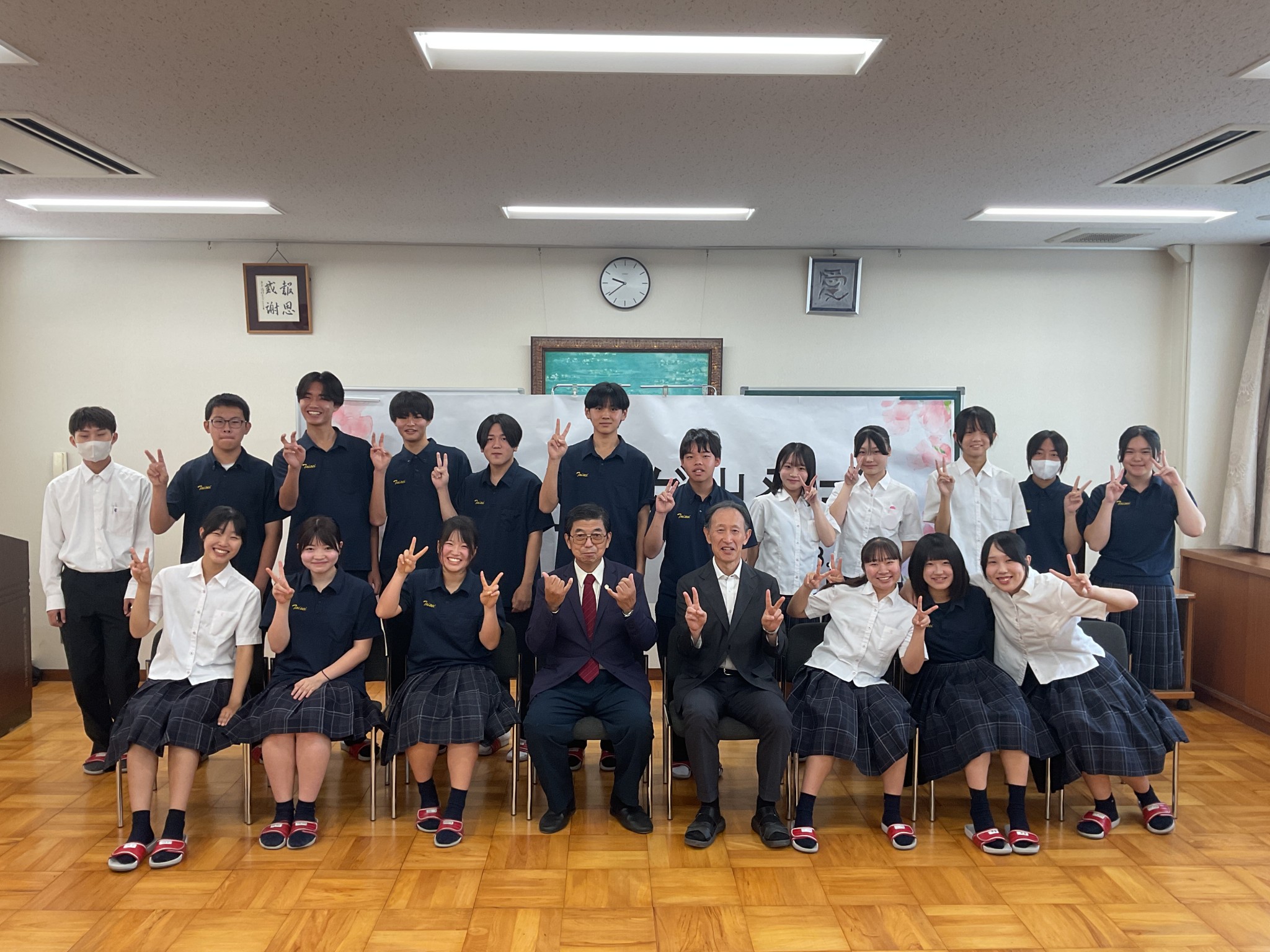 いよいよ、カナダ留学へ――4GF（留学コース）出発式を開催